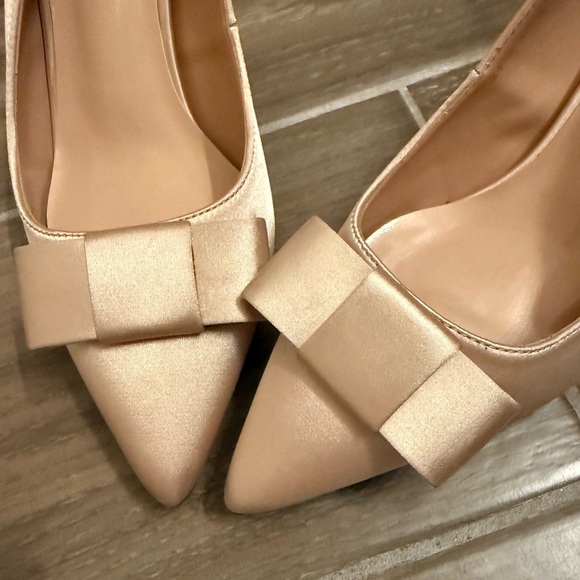 ERIJUNOR Pointy Toe Pumps Mid Heels Wedding  Party Slingback heels with bow 9 - Picture 11 of 16
